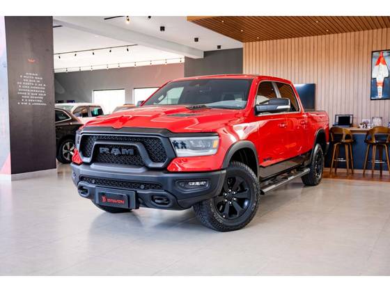 RAM 1500 5.7 V8 GASOLINA REBEL CD 4X4 AUTOMÁTICO RAM 1500 5.7 V8 GASOLINA REBEL CD 4X4 AUTOMÁTICO